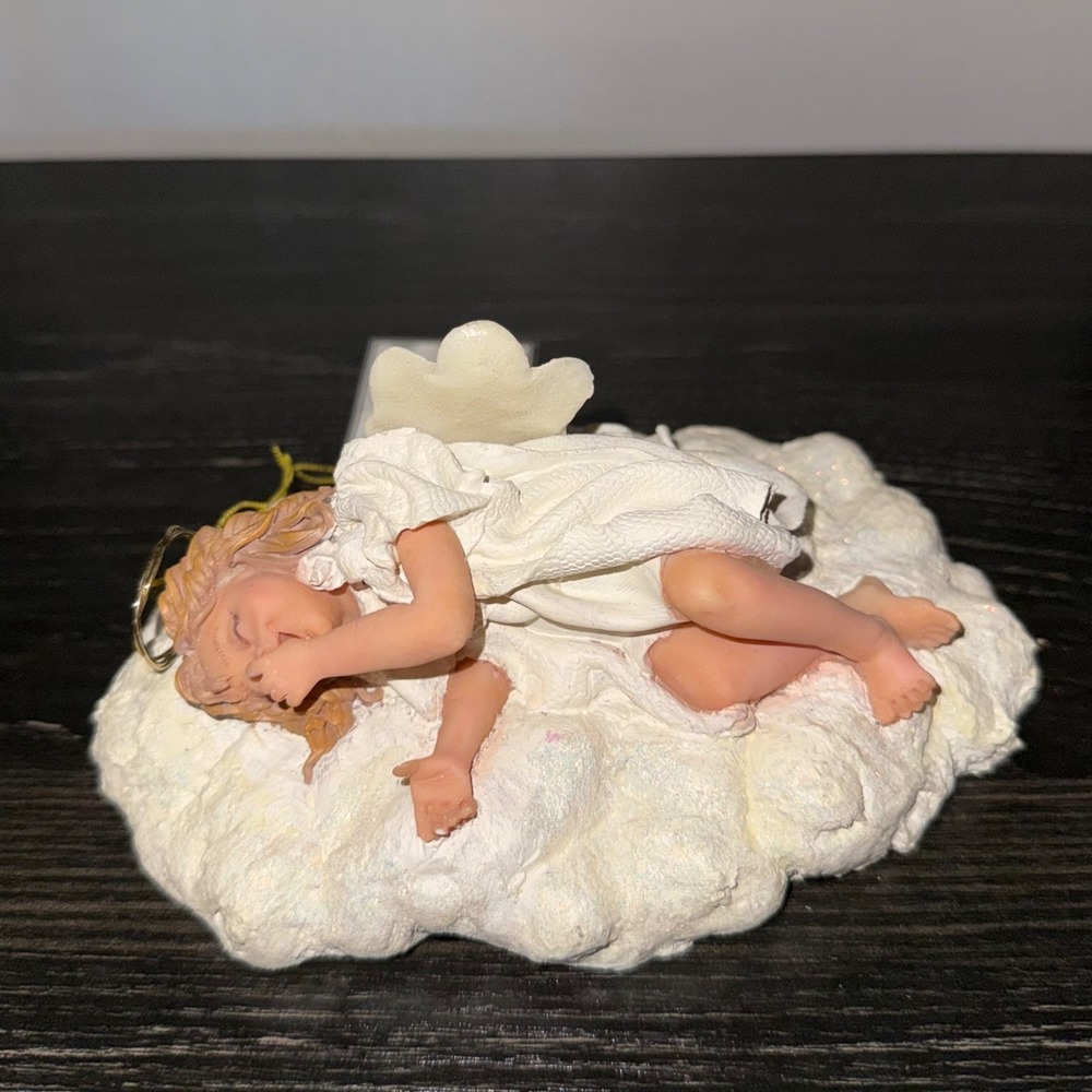 Vintage Heaven Sent Angel Collection Figurines lot of 2 TagsAttached Collectible
